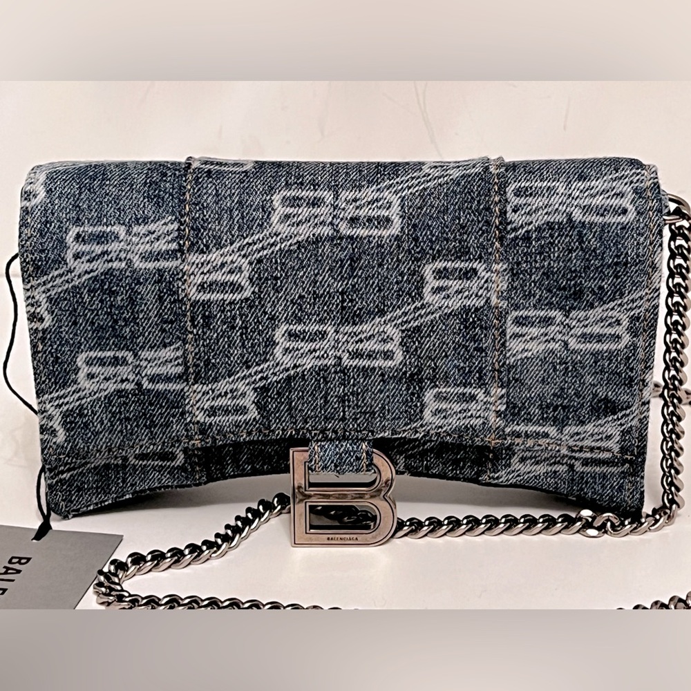 BALENCIAGA HOURGLASS CHAIN WALLET BB MONOGRAM DENIM - BRAND NEW!!